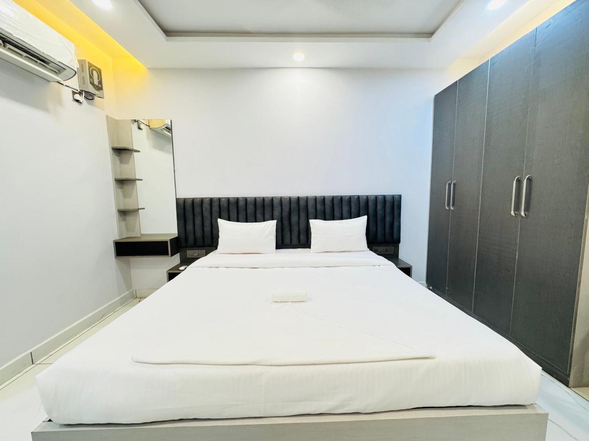 Stayluxe Serviced Apartments, Artemis Hospital 古尔冈 外观 照片